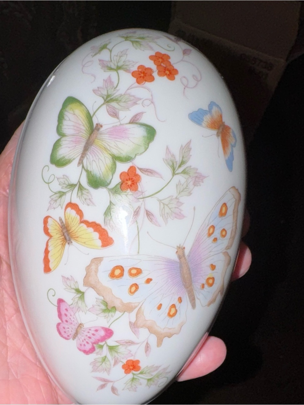 Avon Decorative Butterfly Porcelain Egg Trinket Box with 22K Gold Trim
